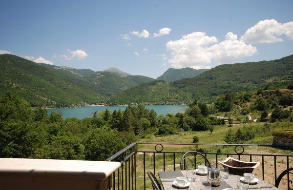 Tassido Coda Resort Scanno Szoba fotó