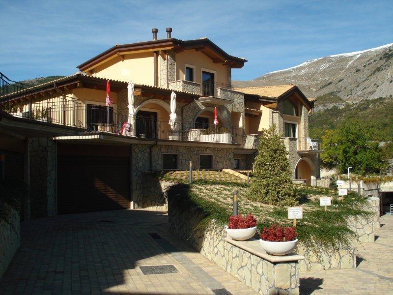 Tassido Coda Resort Scanno Kültér fotó